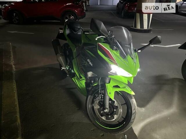 Зеленый Кавасаки Ninja 400, объемом двигателя 0.45 л и пробегом 1 тыс. км за 7300 $, фото 11 на Automoto.ua