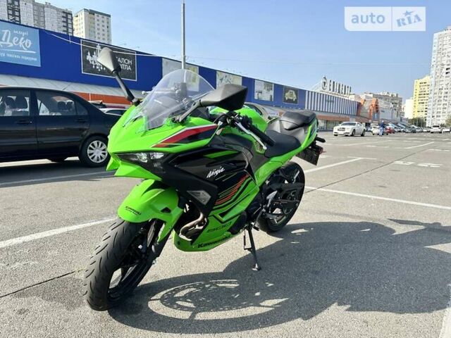 Зеленый Кавасаки Ninja 400, объемом двигателя 0.45 л и пробегом 1 тыс. км за 7300 $, фото 7 на Automoto.ua
