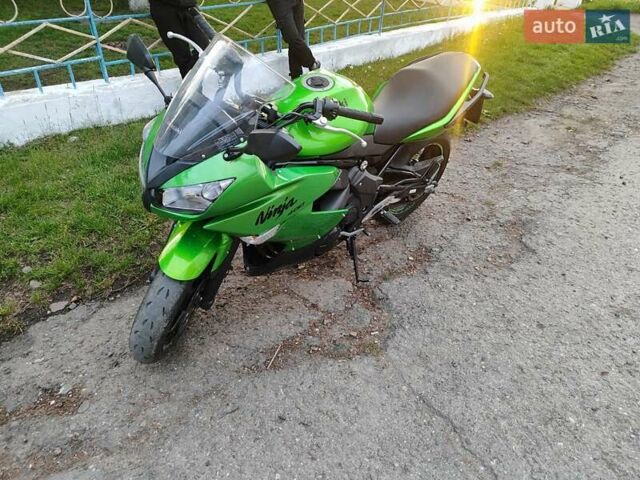 Зелений Кавасакі Ninja 400, об'ємом двигуна 0.4 л та пробігом 15 тис. км за 4100 $, фото 3 на Automoto.ua