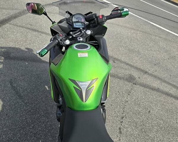 Зеленый Кавасаки Ninja 400, объемом двигателя 0.4 л и пробегом 10 тыс. км за 4399 $, фото 7 на Automoto.ua