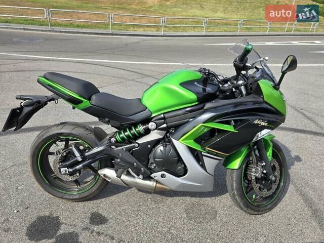 Зеленый Кавасаки Ninja 400, объемом двигателя 0.4 л и пробегом 10 тыс. км за 4399 $, фото 2 на Automoto.ua