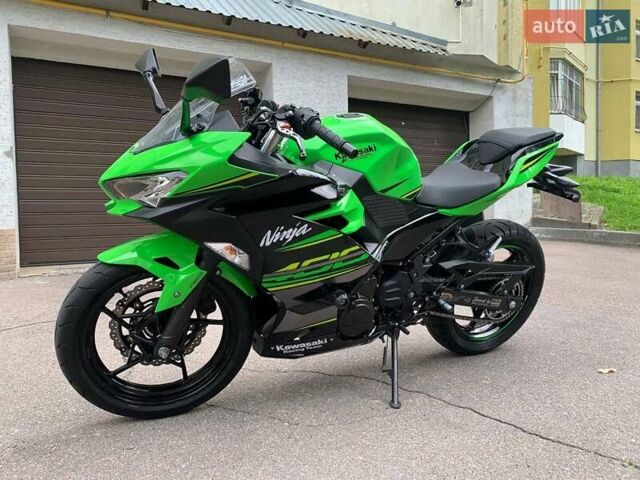 Зеленый Кавасаки Ninja 400, объемом двигателя 0.4 л и пробегом 38 тыс. км за 5600 $, фото 4 на Automoto.ua