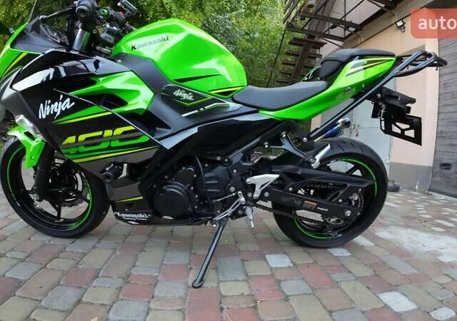 Зеленый Кавасаки Ninja 400, объемом двигателя 0 л и пробегом 15 тыс. км за 5500 $, фото 8 на Automoto.ua