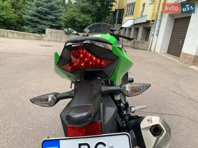 Зеленый Кавасаки Ninja 400, объемом двигателя 0.4 л и пробегом 38 тыс. км за 5600 $, фото 5 на Automoto.ua