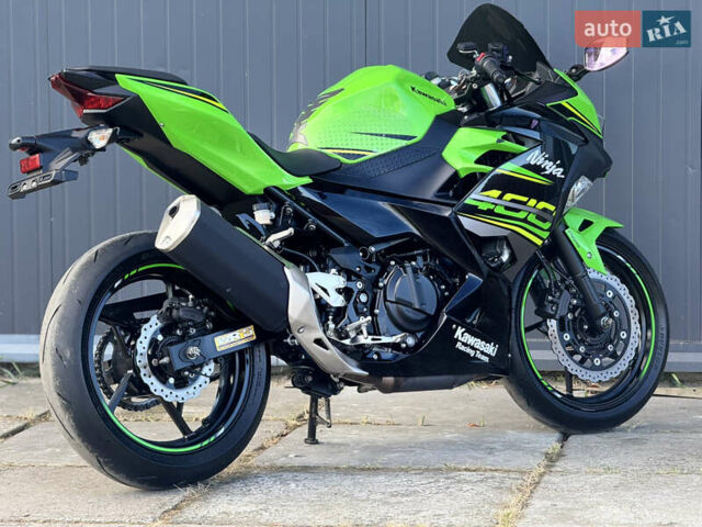 Зеленый Кавасаки Ninja 400, объемом двигателя 0.4 л и пробегом 2 тыс. км за 5500 $, фото 4 на Automoto.ua