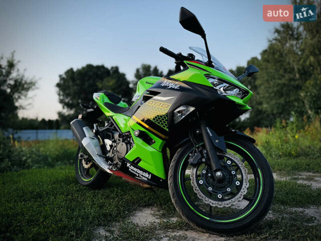 Зелений Кавасакі Ninja 400, об'ємом двигуна 0.4 л та пробігом 14 тис. км за 5600 $, фото 1 на Automoto.ua