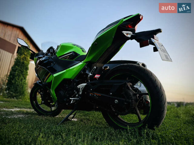 Зелений Кавасакі Ninja 400, об'ємом двигуна 0.4 л та пробігом 14 тис. км за 5600 $, фото 9 на Automoto.ua