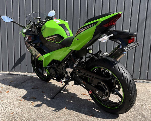 Зелений Кавасакі Ninja 400, об'ємом двигуна 0.4 л та пробігом 8 тис. км за 5800 $, фото 4 на Automoto.ua