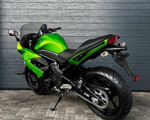 Зеленый Кавасаки Ninja 400R, объемом двигателя 0.4 л и пробегом 20 тыс. км за 3900 $, фото 6 на Automoto.ua