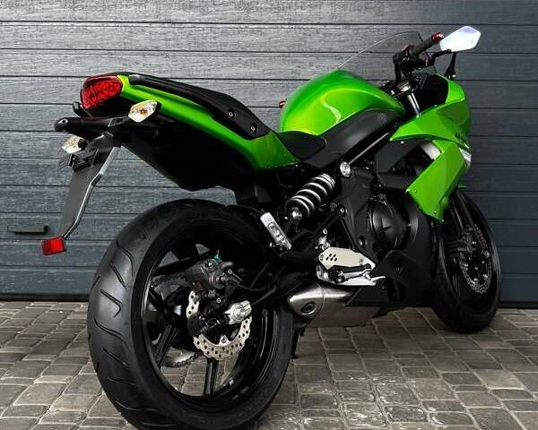 Зеленый Кавасаки Ninja 400R, объемом двигателя 0.4 л и пробегом 20 тыс. км за 3900 $, фото 4 на Automoto.ua