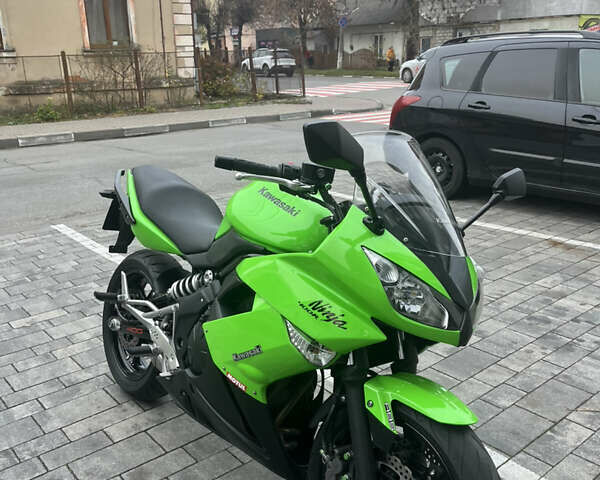 Зеленый Кавасаки Ninja 400R, объемом двигателя 0.4 л и пробегом 15 тыс. км за 4000 $, фото 1 на Automoto.ua
