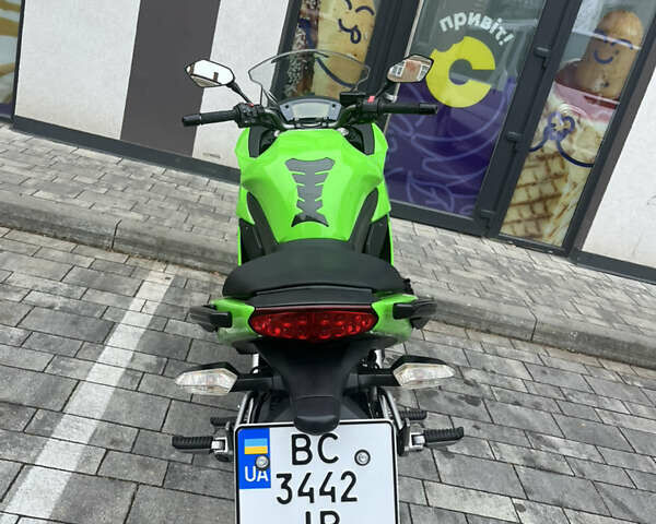 Зеленый Кавасаки Ninja 400R, объемом двигателя 0.4 л и пробегом 15 тыс. км за 4000 $, фото 2 на Automoto.ua