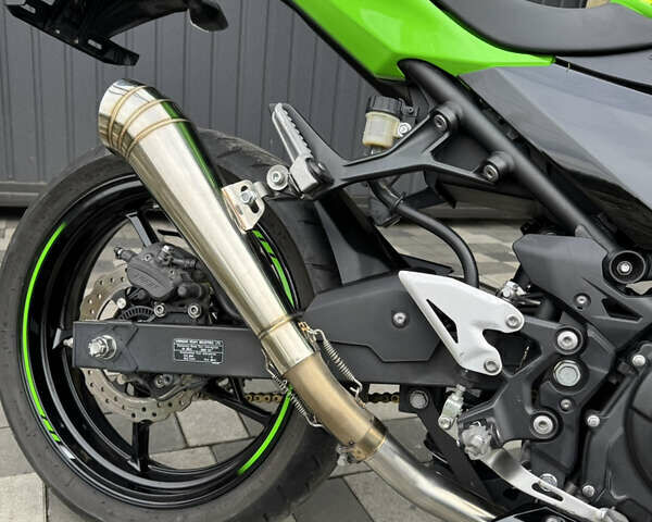 Зеленый Кавасаки Ninja 400R, объемом двигателя 0.4 л и пробегом 29 тыс. км за 5300 $, фото 11 на Automoto.ua