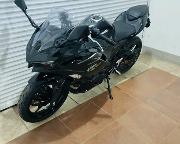 Черный Кавасаки Ninja 500, объемом двигателя 0.5 л и пробегом 5 тыс. км за 7500 $, фото 27 на Automoto.ua