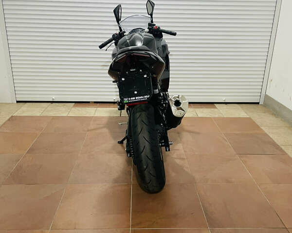Черный Кавасаки Ninja 500, объемом двигателя 0.5 л и пробегом 5 тыс. км за 7500 $, фото 22 на Automoto.ua