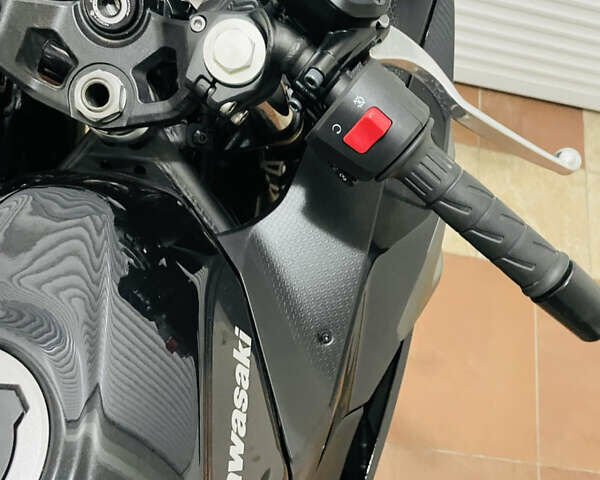 Черный Кавасаки Ninja 500, объемом двигателя 0.5 л и пробегом 5 тыс. км за 7500 $, фото 13 на Automoto.ua