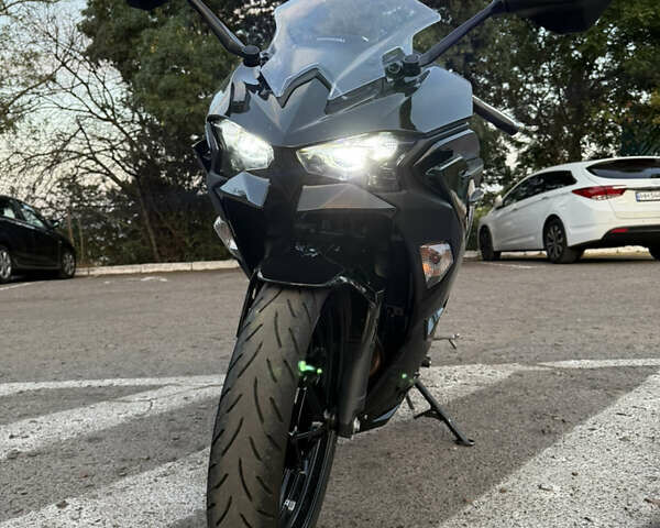 Черный Кавасаки Ninja 500, объемом двигателя 0.5 л и пробегом 4 тыс. км за 7200 $, фото 9 на Automoto.ua