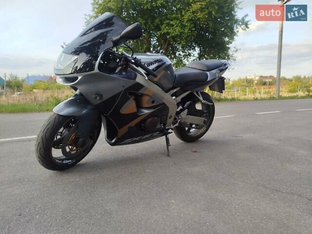 Кавасаки Ninja 600 ZX-6R, объемом двигателя 0 л и пробегом 54 тыс. км за 4100 $, фото 12 на Automoto.ua