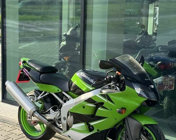 Зеленый Кавасаки Ninja 600 ZX-6R, объемом двигателя 0.6 л и пробегом 31 тыс. км за 4499 $, фото 25 на Automoto.ua