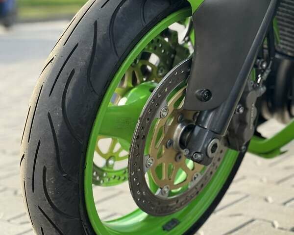 Зеленый Кавасаки Ninja 600 ZX-6R, объемом двигателя 0.6 л и пробегом 31 тыс. км за 4499 $, фото 15 на Automoto.ua