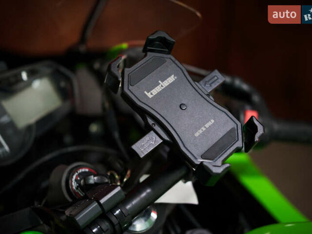 Кавасаки Ninja 636 ZX-6R, объемом двигателя 0.63 л и пробегом 15 тыс. км за 11500 $, фото 11 на Automoto.ua