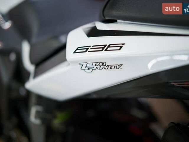 Кавасаки Ninja 636 ZX-6R, объемом двигателя 0.63 л и пробегом 19 тыс. км за 13000 $, фото 15 на Automoto.ua