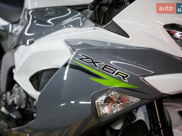 Кавасаки Ninja 636 ZX-6R, объемом двигателя 0.63 л и пробегом 19 тыс. км за 13000 $, фото 8 на Automoto.ua