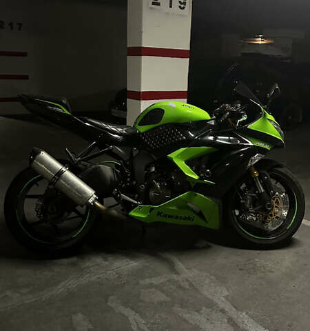 Кавасаки Ninja 636 ZX-6R, объемом двигателя 0 л и пробегом 40 тыс. км за 5900 $, фото 6 на Automoto.ua