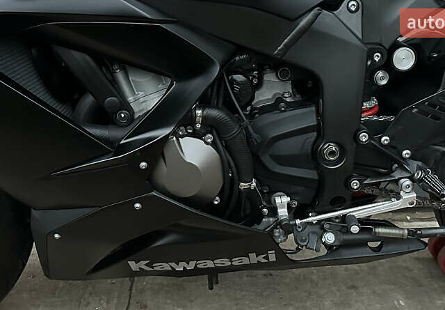 Кавасаки Ninja 636 ZX-6R, объемом двигателя 0.6 л и пробегом 7 тыс. км за 9400 $, фото 12 на Automoto.ua