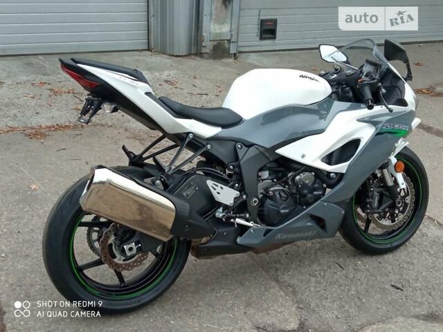 Кавасаки Ninja 636 ZX-6R, объемом двигателя 0 л и пробегом 2 тыс. км за 12800 $, фото 6 на Automoto.ua