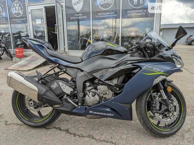 Серый Кавасаки Ninja 636 ZX-6R, объемом двигателя 0 л и пробегом 1 тыс. км за 13800 $, фото 4 на Automoto.ua