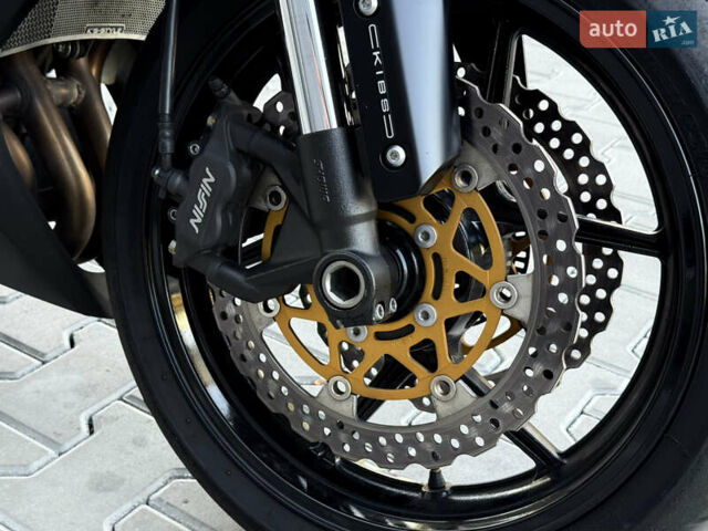 Зеленый Кавасаки Ninja 636 ZX-6R, объемом двигателя 0.64 л и пробегом 12 тыс. км за 10300 $, фото 23 на Automoto.ua