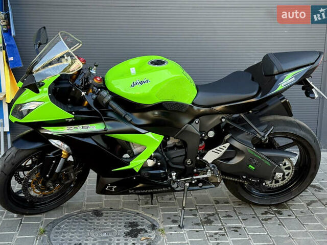 Зеленый Кавасаки Ninja 636 ZX-6R, объемом двигателя 0.64 л и пробегом 12 тыс. км за 10300 $, фото 6 на Automoto.ua