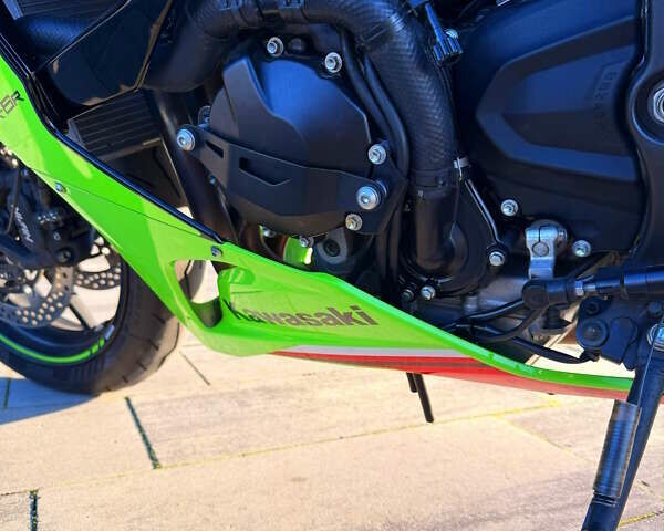 Зеленый Кавасаки Ninja 636 ZX-6R, объемом двигателя 0 л и пробегом 14 тыс. км за 14999 $, фото 7 на Automoto.ua