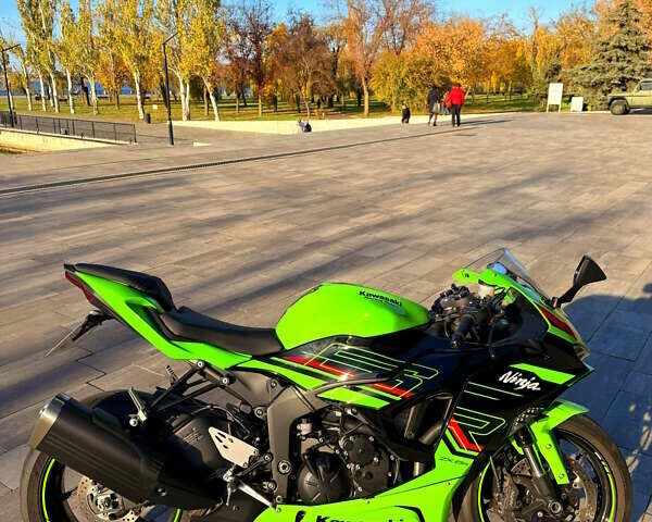 Зеленый Кавасаки Ninja 636 ZX-6R, объемом двигателя 0 л и пробегом 14 тыс. км за 14999 $, фото 4 на Automoto.ua