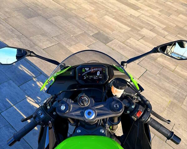 Зеленый Кавасаки Ninja 636 ZX-6R, объемом двигателя 0 л и пробегом 14 тыс. км за 14999 $, фото 14 на Automoto.ua