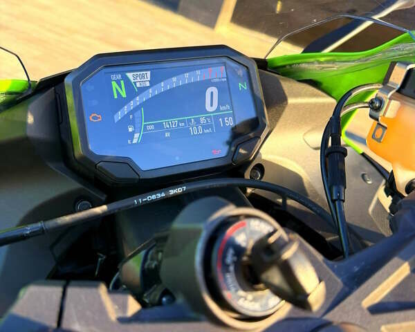 Зеленый Кавасаки Ninja 636 ZX-6R, объемом двигателя 0 л и пробегом 14 тыс. км за 14999 $, фото 15 на Automoto.ua