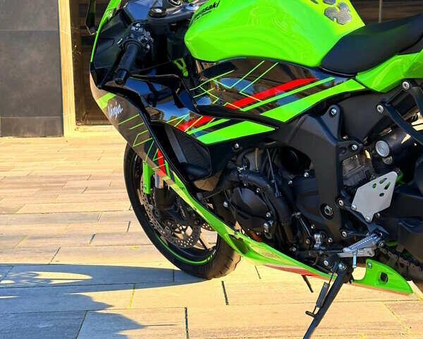 Зеленый Кавасаки Ninja 636 ZX-6R, объемом двигателя 0 л и пробегом 14 тыс. км за 14999 $, фото 6 на Automoto.ua