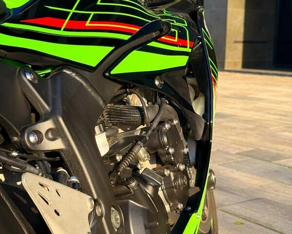 Зеленый Кавасаки Ninja 636 ZX-6R, объемом двигателя 0 л и пробегом 14 тыс. км за 14999 $, фото 18 на Automoto.ua