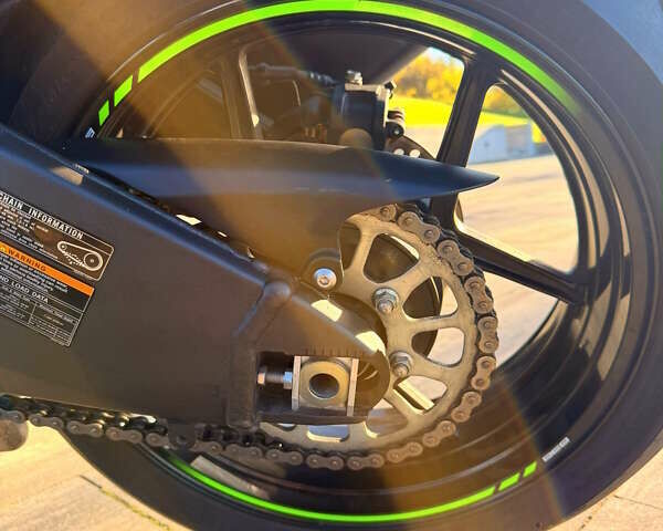Зеленый Кавасаки Ninja 636 ZX-6R, объемом двигателя 0 л и пробегом 14 тыс. км за 14999 $, фото 8 на Automoto.ua