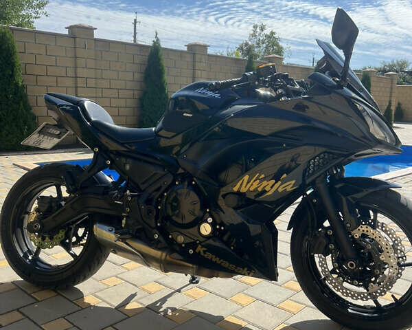 Черный Кавасаки Ninja 650R, объемом двигателя 0.65 л и пробегом 30 тыс. км за 6100 $, фото 5 на Automoto.ua