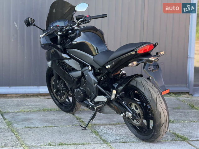 Черный Кавасаки Ninja 650R, объемом двигателя 0.65 л и пробегом 19 тыс. км за 5600 $, фото 4 на Automoto.ua