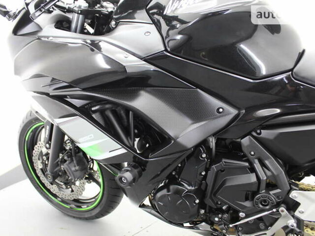 Чорний Кавасакі Ninja 650R, об'ємом двигуна 0.65 л та пробігом 23 тис. км за 6900 $, фото 14 на Automoto.ua