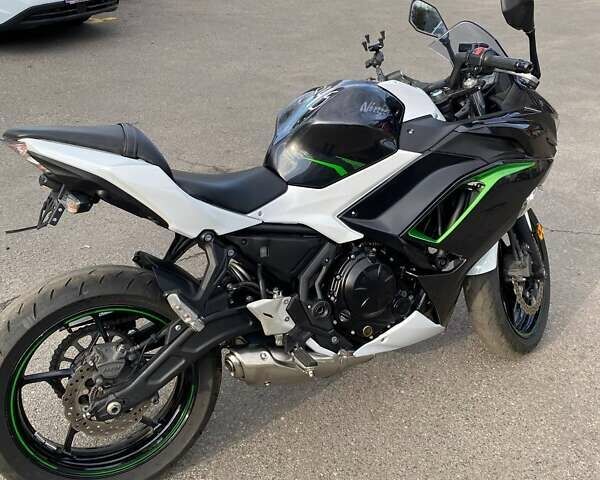 Кавасаки Ninja 650R, объемом двигателя 0.65 л и пробегом 27 тыс. км за 7900 $, фото 3 на Automoto.ua