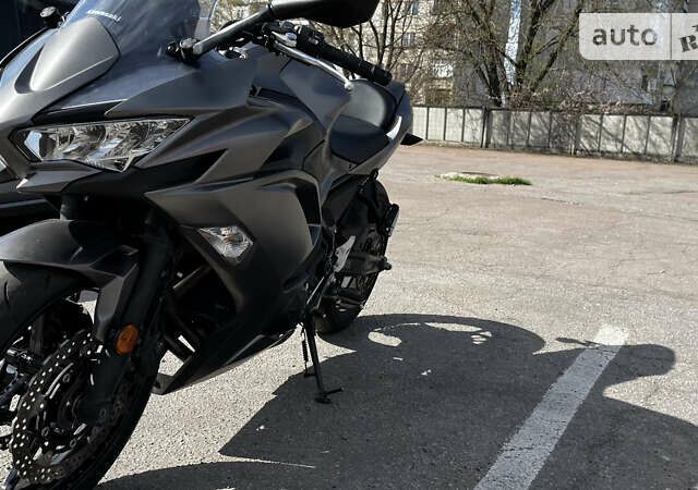 Сірий Кавасакі Ninja 650R, об'ємом двигуна 0.65 л та пробігом 4 тис. км за 9500 $, фото 9 на Automoto.ua