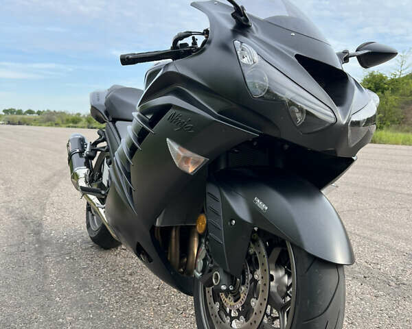 Черный Кавасаки Ninja ZX-14R, объемом двигателя 1.4 л и пробегом 5 тыс. км за 16500 $, фото 9 на Automoto.ua