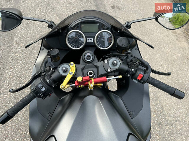 Черный Кавасаки Ninja ZX-14R, объемом двигателя 1.4 л и пробегом 5 тыс. км за 16500 $, фото 22 на Automoto.ua