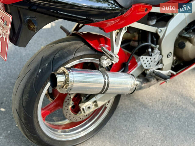 Красный Кавасаки Ninja ZX-6R, объемом двигателя 0.6 л и пробегом 33 тыс. км за 4000 $, фото 13 на Automoto.ua
