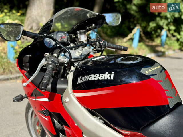 Красный Кавасаки Ninja ZX-6R, объемом двигателя 0.6 л и пробегом 33 тыс. км за 4000 $, фото 7 на Automoto.ua
