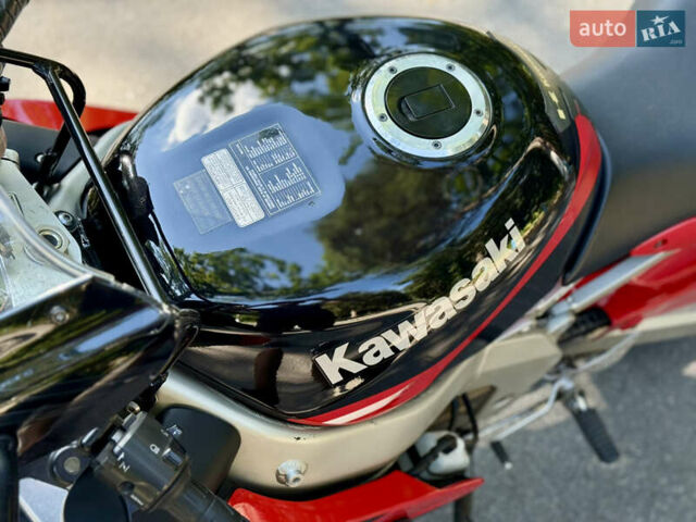 Красный Кавасаки Ninja ZX-6R, объемом двигателя 0.6 л и пробегом 33 тыс. км за 4000 $, фото 21 на Automoto.ua